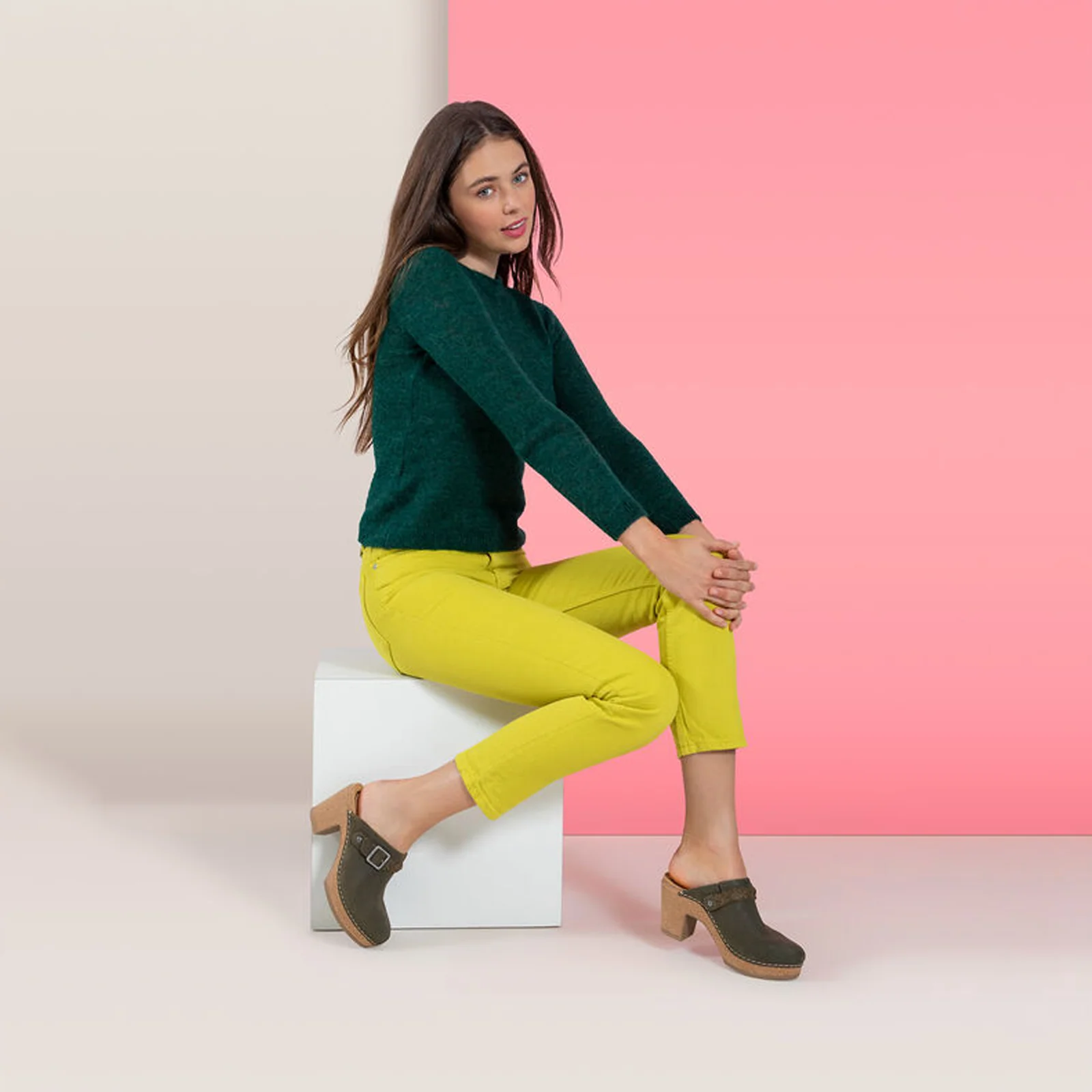 Aetrex Corey Heeled Clog (Women) - Olive Leather - Image 7