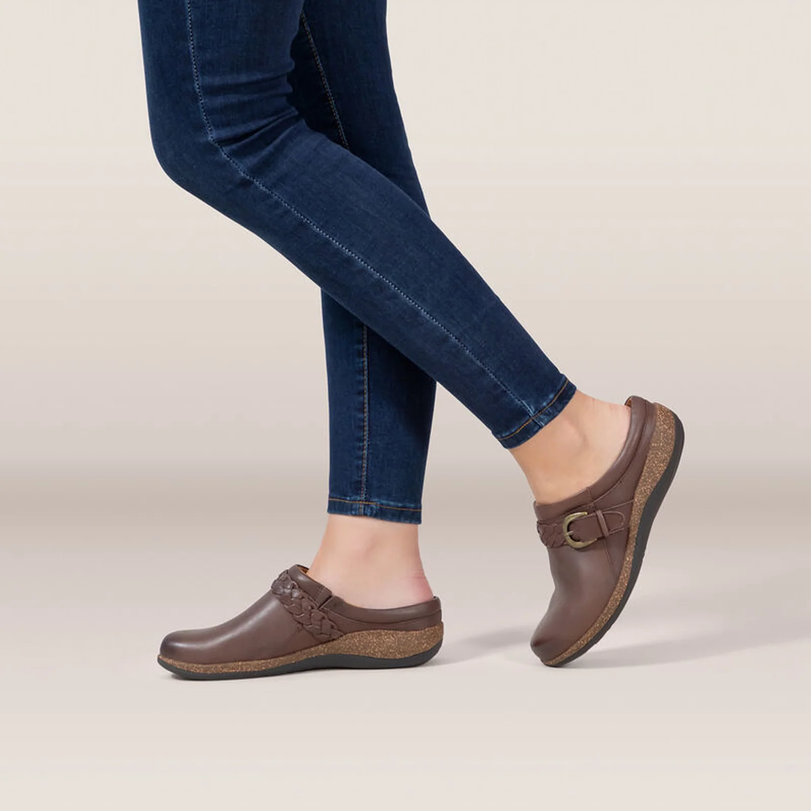 Aetrex Libby Clog (Women) - Brown Leather - Image 8